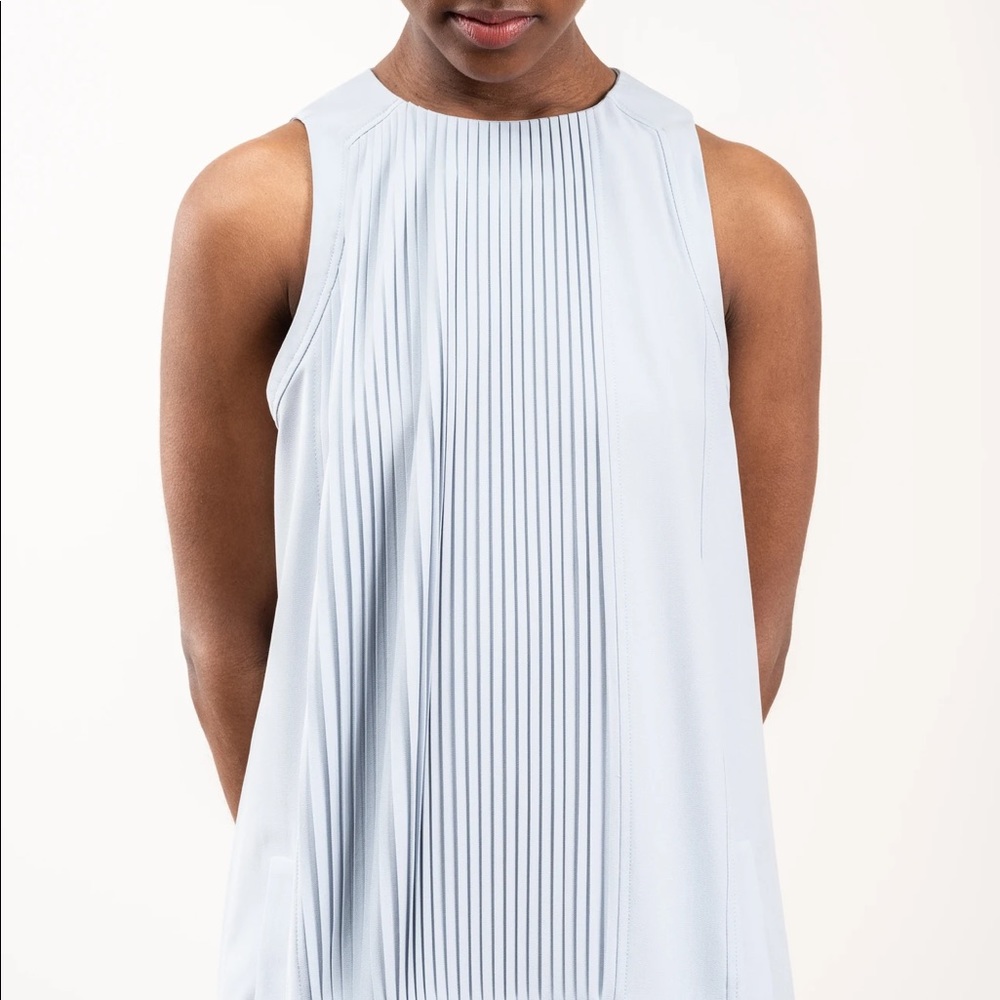 NWT Tibi Edith Pleated Sleeveless Dress, Pebble Gray, size 4 - Picture 4 of 6